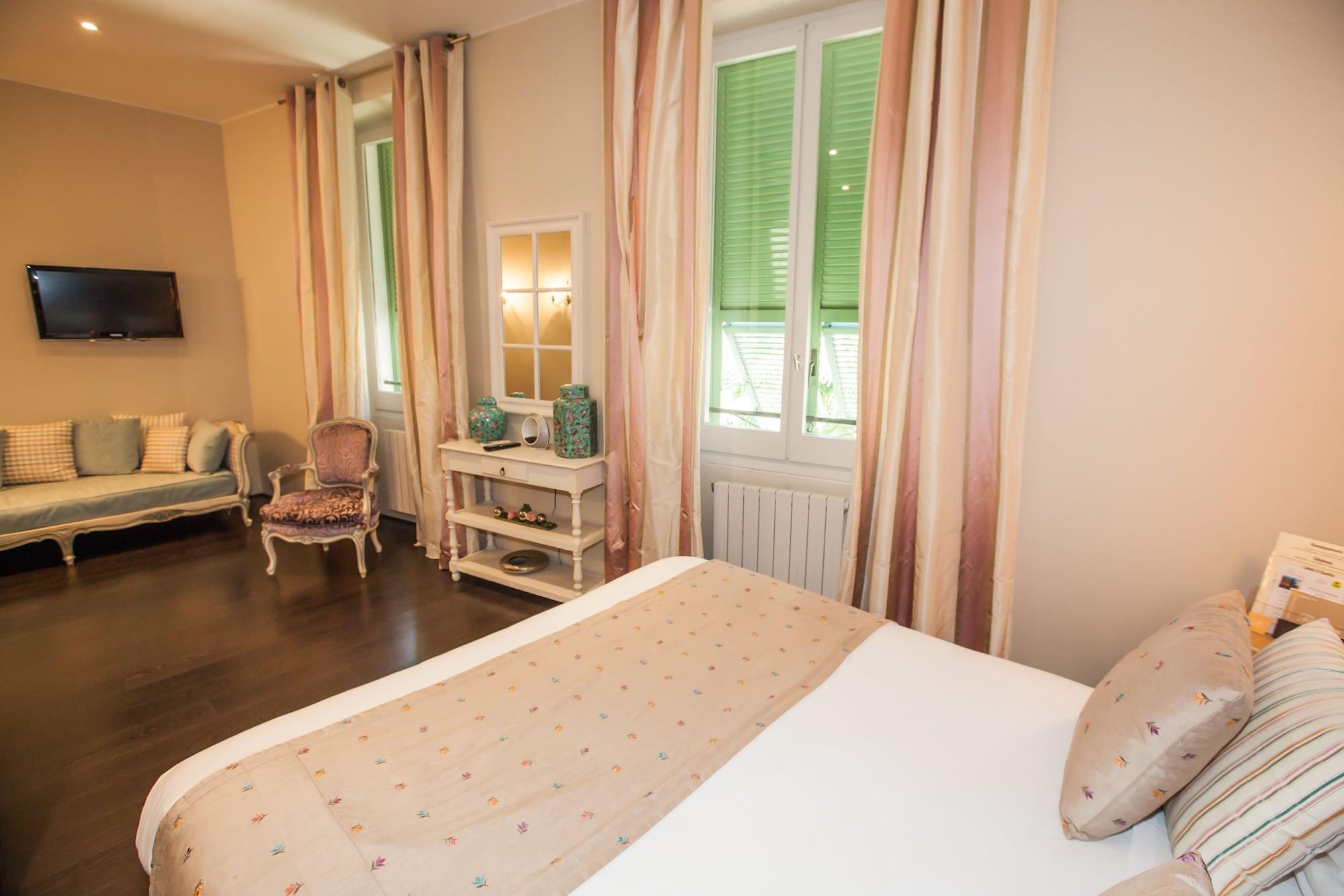 Paris Rome Hotel Menton Exterior foto